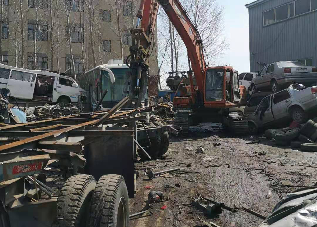 上海报废汽车上门回收收费吗？